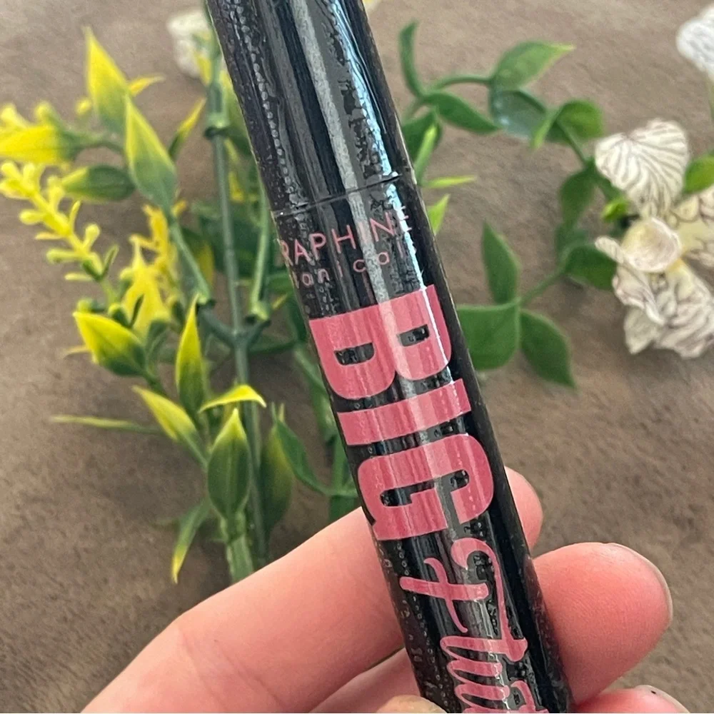 *NWT* 4 for 16$ Saraphine Botanicals Big Flutter Waterproof Mascara Black